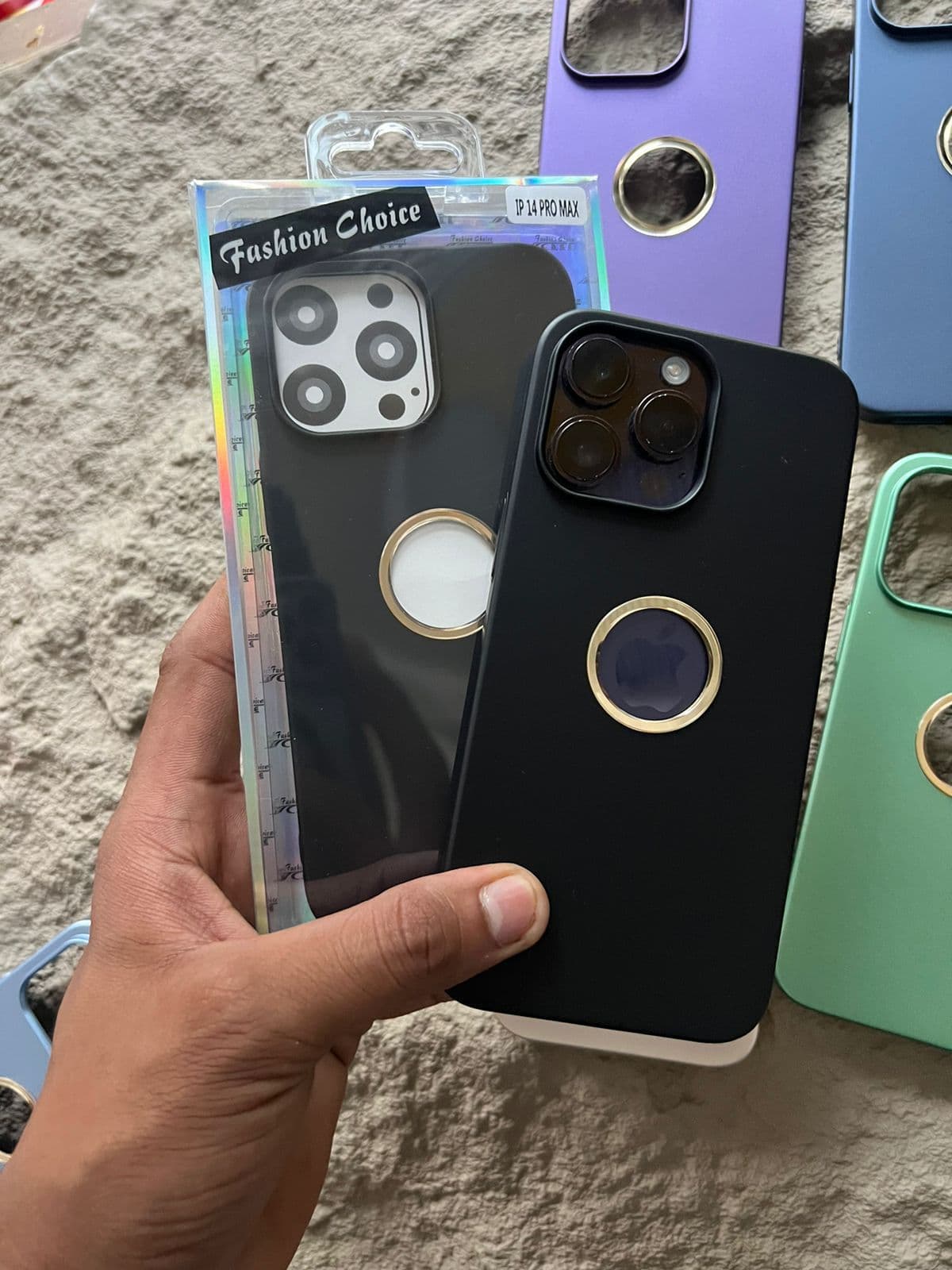 LOGO CUT MATTE PC CASE — Model: IP 14 PRO