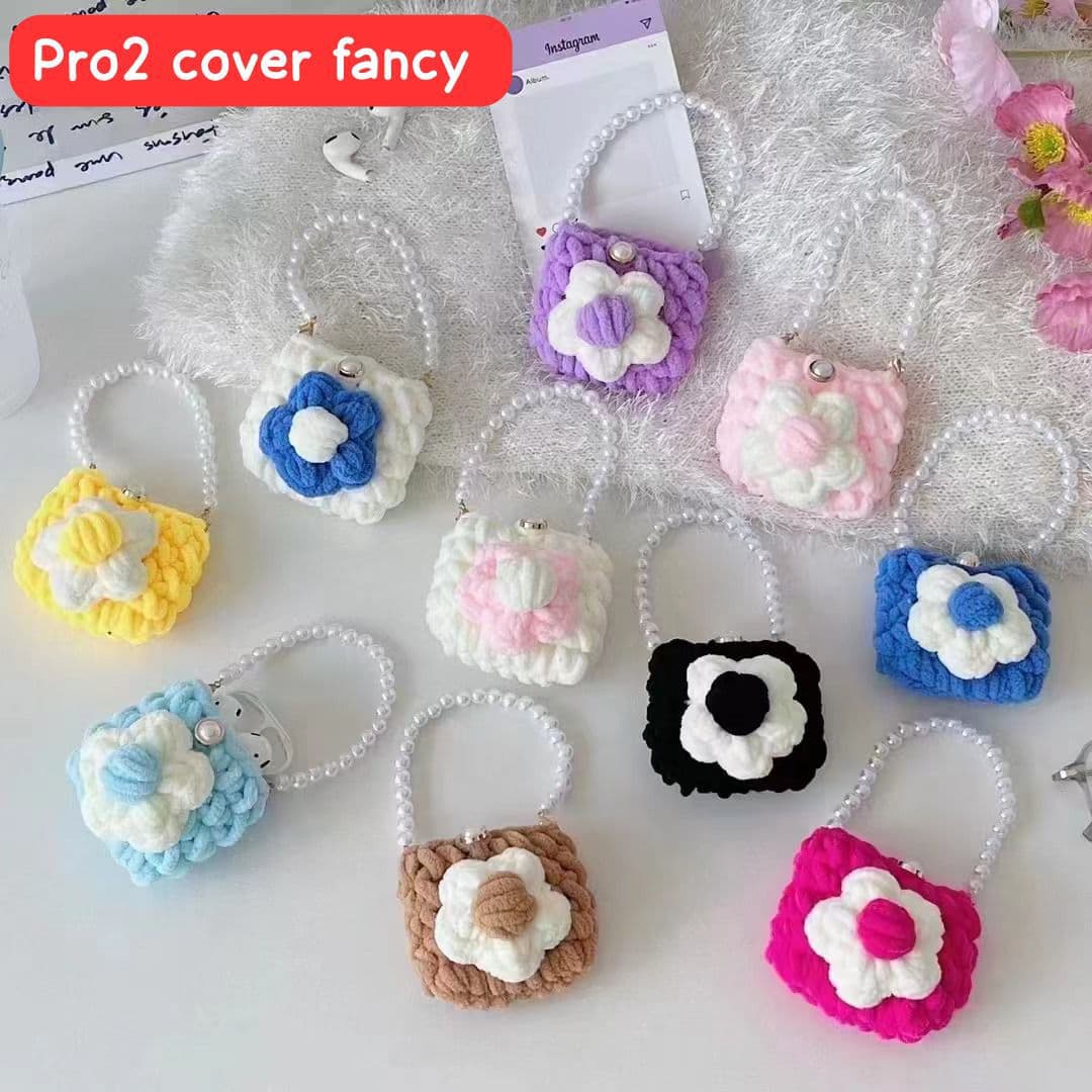 Handmade Fancy Crochet Airpod Cases with Flower Design and Pearl Handle” — Model: AIRPOD PRO