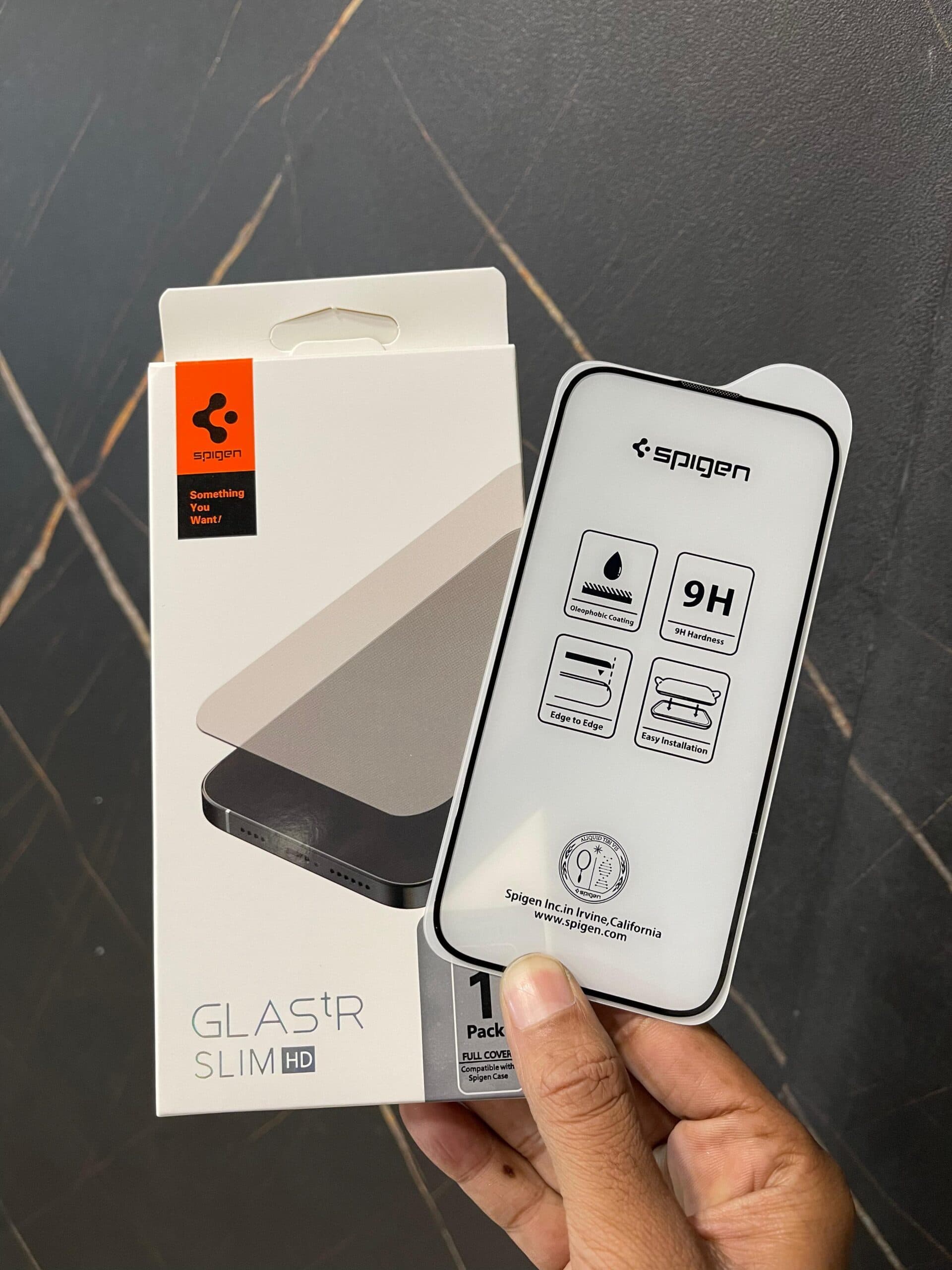 ORIGNAL SPIGEN HD DUST PROOF GLASS — Model: IP 11