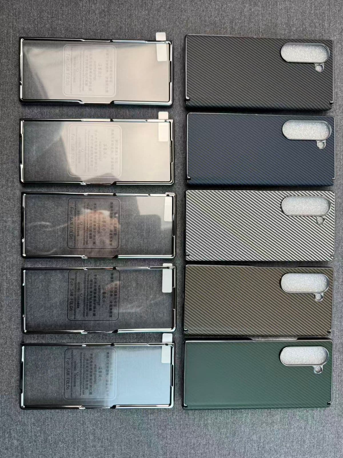 ORIGINAL CASE+ CARBON CASE WITH HINGE PROTECTION+GLASS WITH GLASS SIDE PROTECTION — Model: SAM FLIP 8