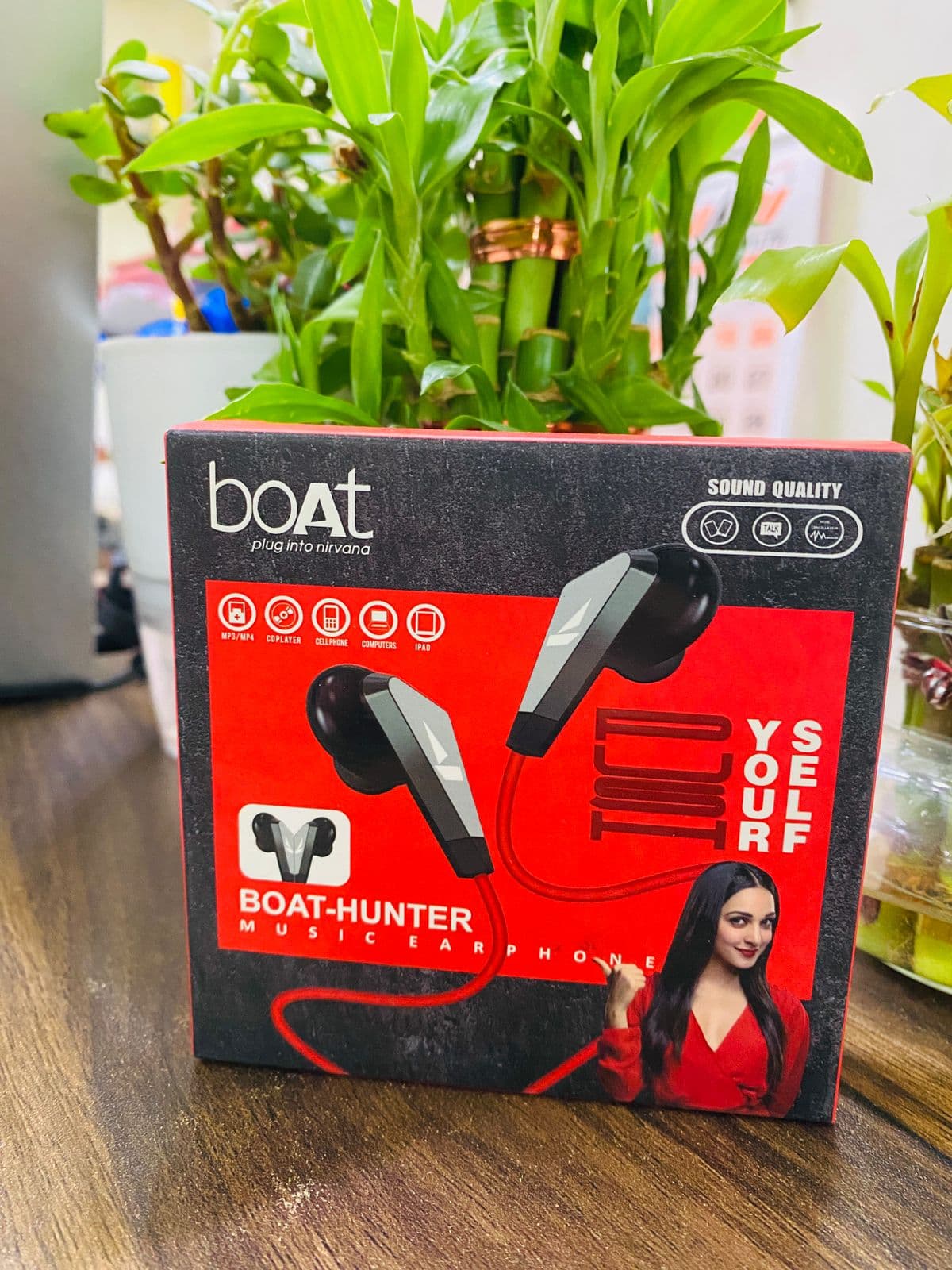 BOAT HUNTER WIRED EARPHONE