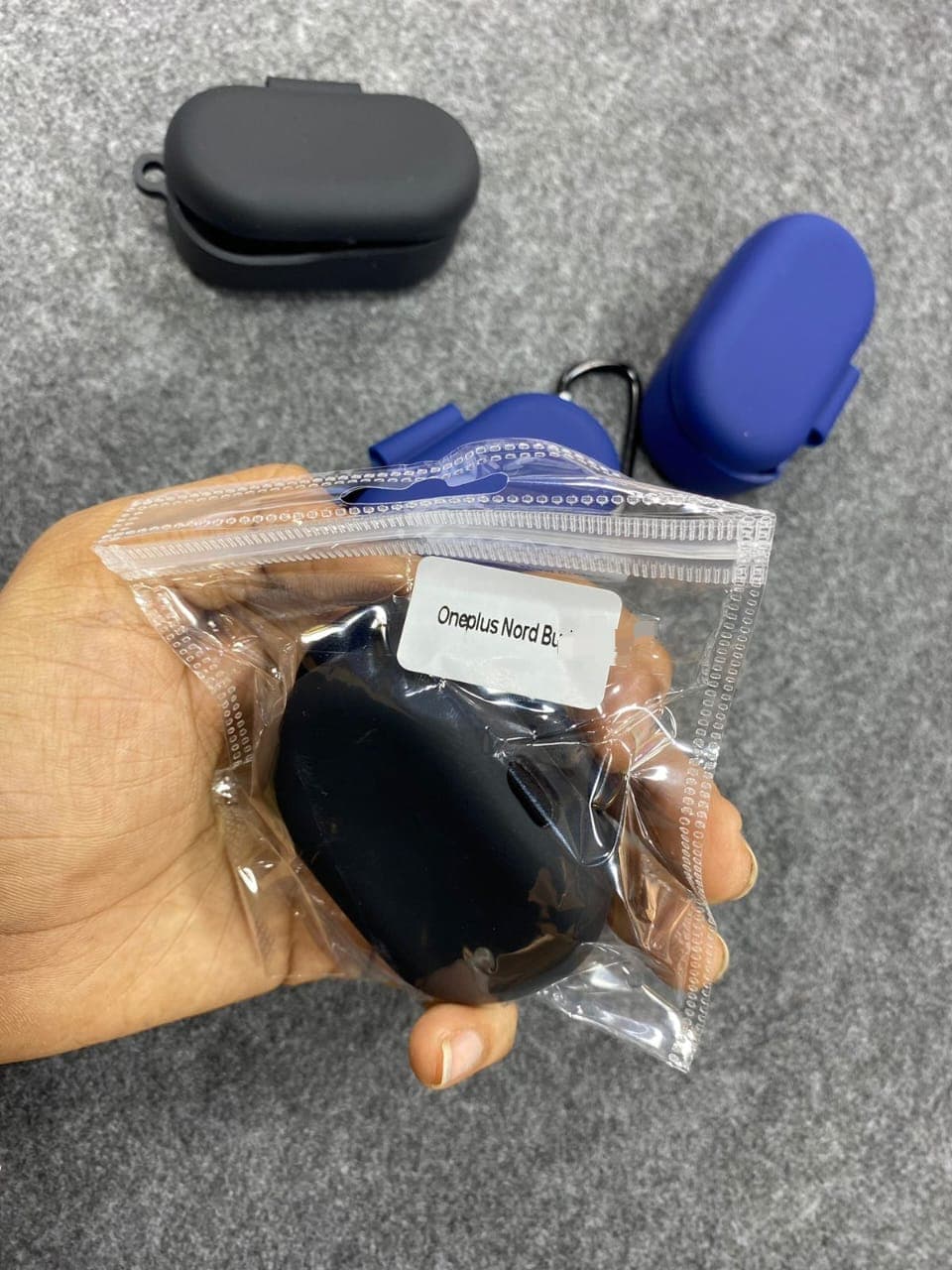 SILICON BUDS COVER — Model: REALME BUDS PRO