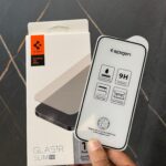 ORIGNAL SPIGEN HD DUST PROOF GLASS