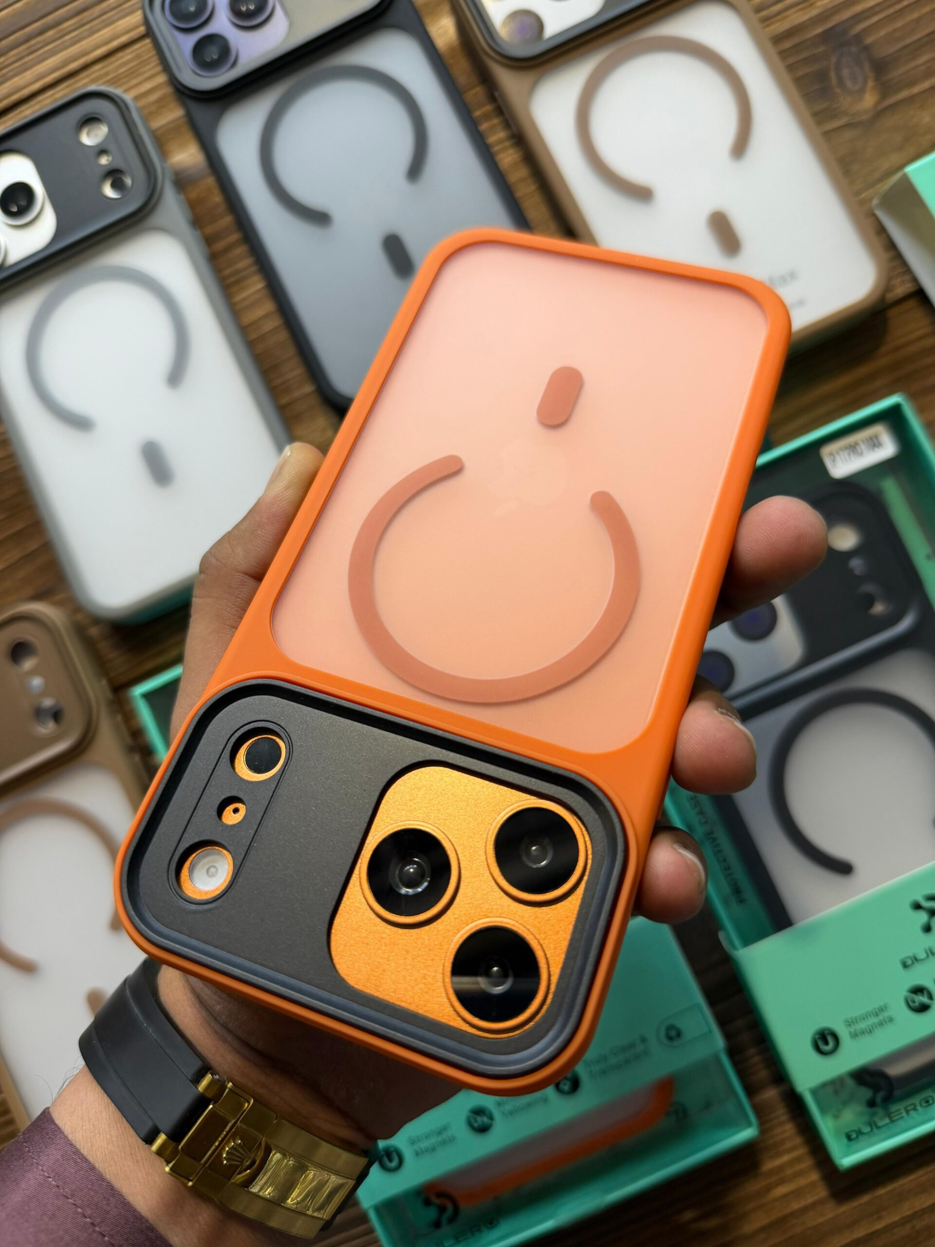 HIGH QUALITY MATTE MAGSAFE 🔋🧲 CASE WITH BOX PACKING - Image 2